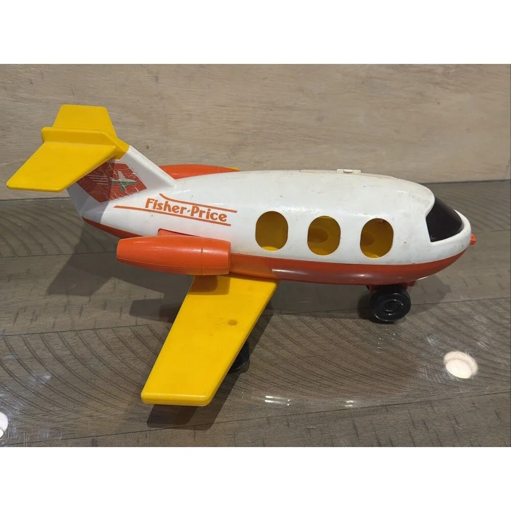 Vtg Fisher Price Little People Play Family Jetport #933 Airport near complete